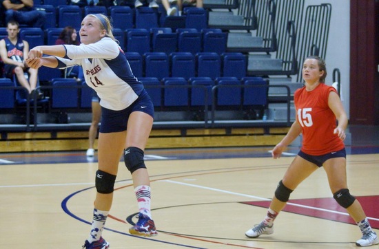 Rebecca Franey Dishes 29 Assists; Women's Volleyball Overwhelms Middlesex County College
