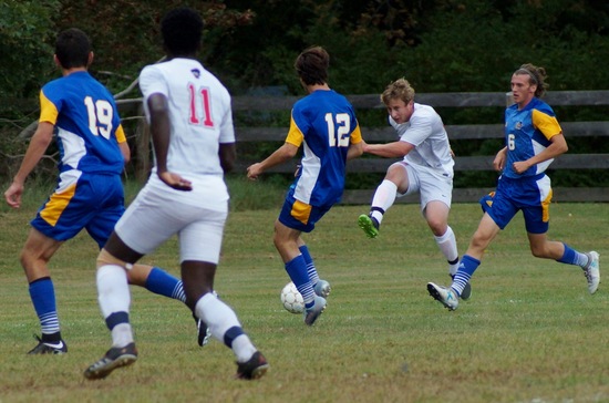 Men's Soccer Topped By RCGC In Region Play