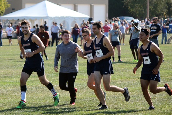 Men's Cross Country Places 10th At Delaware Invitational